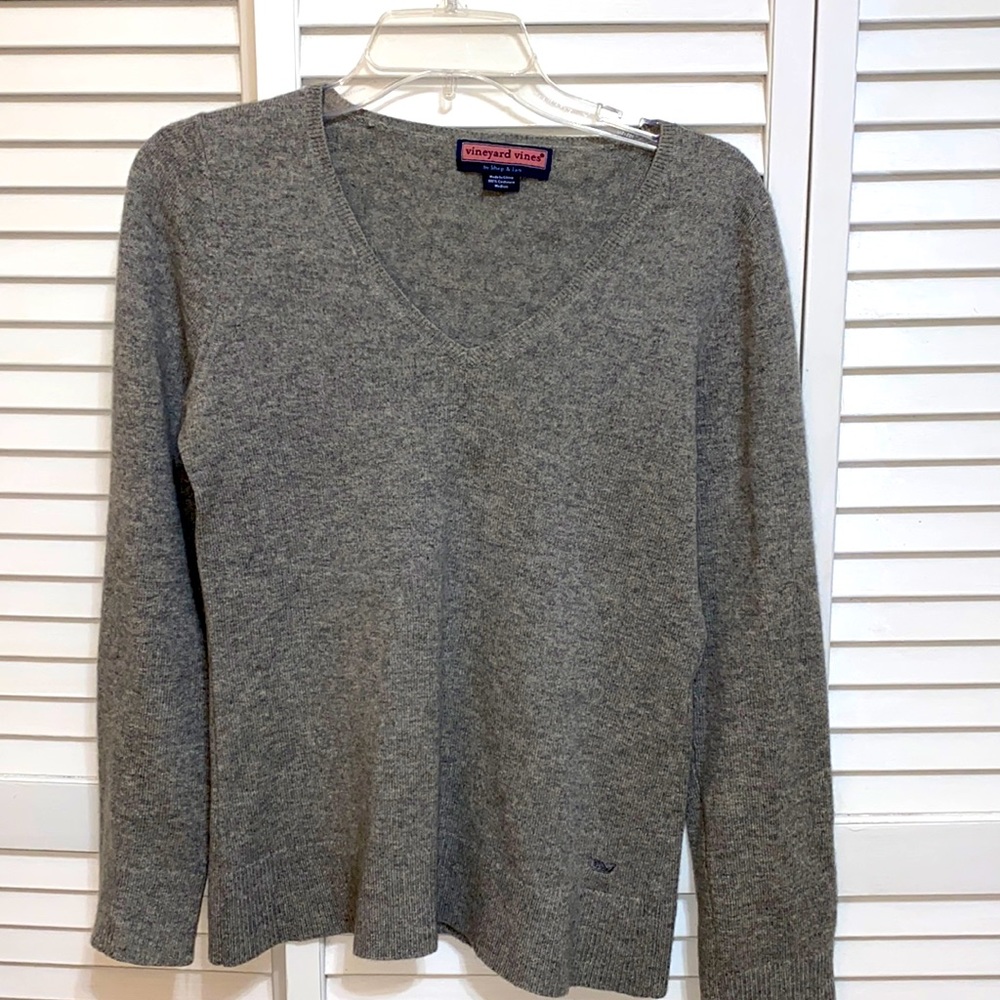 Vineyard Vines Medium Cashmere Sweater